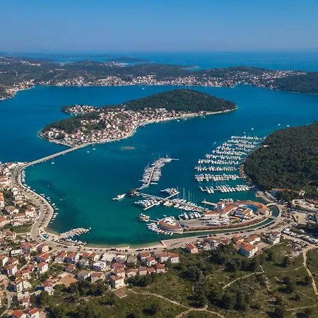 Salov Rogoznica (Sibenik-Knin)