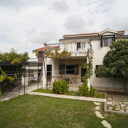 Salov Rogoznica (Sibenik-Knin)