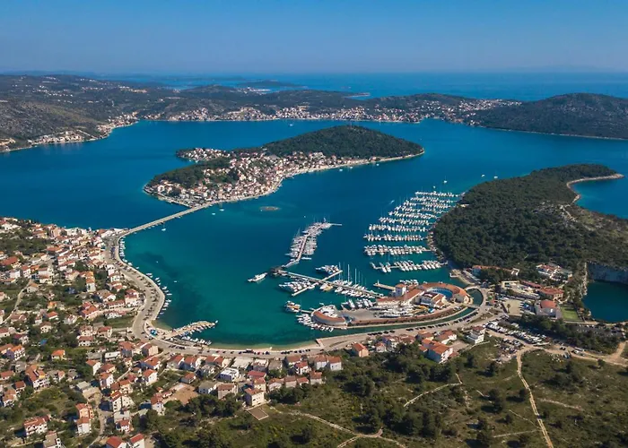 Salov Rogoznica (Sibenik-Knin)