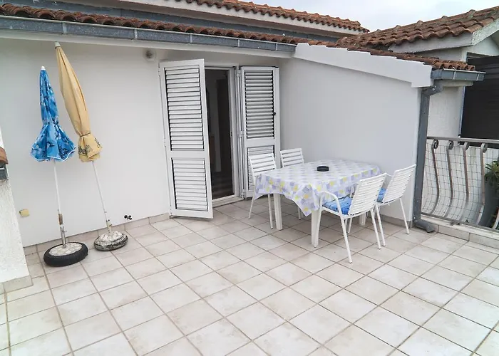 Salov Appartement Rogoznica (Sibenik-Knin)