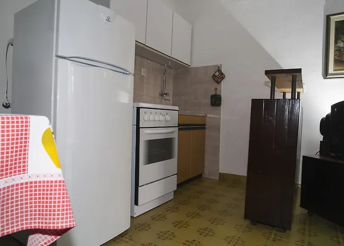 Salov * Rogoznica (Sibenik-Knin)